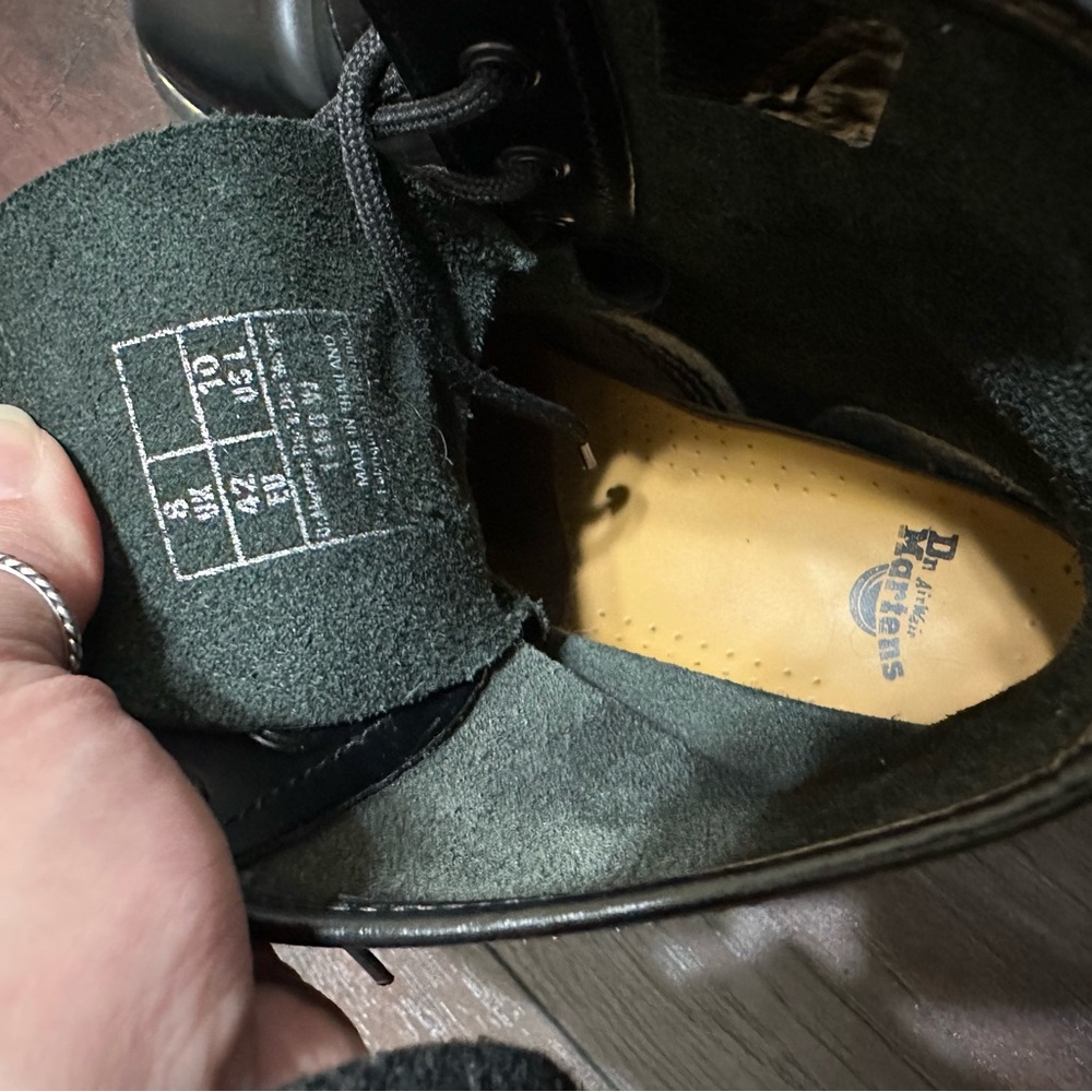 Dr. Martens 1460 Smooth Leather Lace-Up Boots Size 10 - Picture 6 of 13